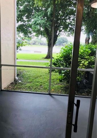 15340 SW 106th Ter 819, Miami, FL 33196