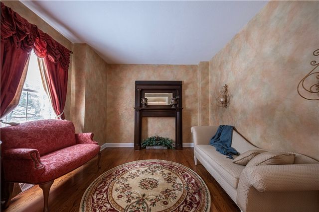 403 Saint James Ct, Cranberry Twp, PA 16066