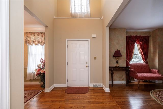 403 Saint James Ct, Cranberry Twp, PA 16066