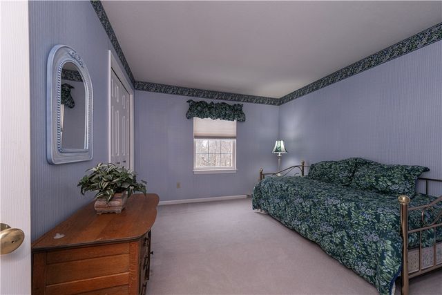 403 Saint James Ct, Cranberry Twp, PA 16066