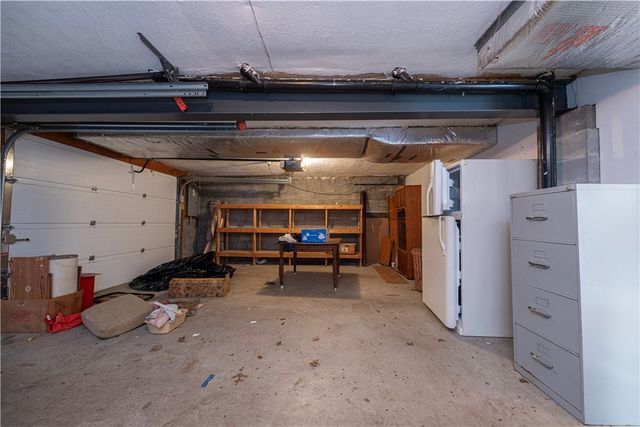 403 Saint James Ct, Cranberry Twp, PA 16066