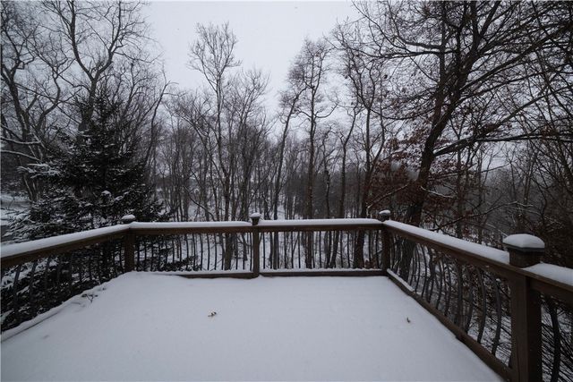 403 Saint James Ct, Cranberry Twp, PA 16066