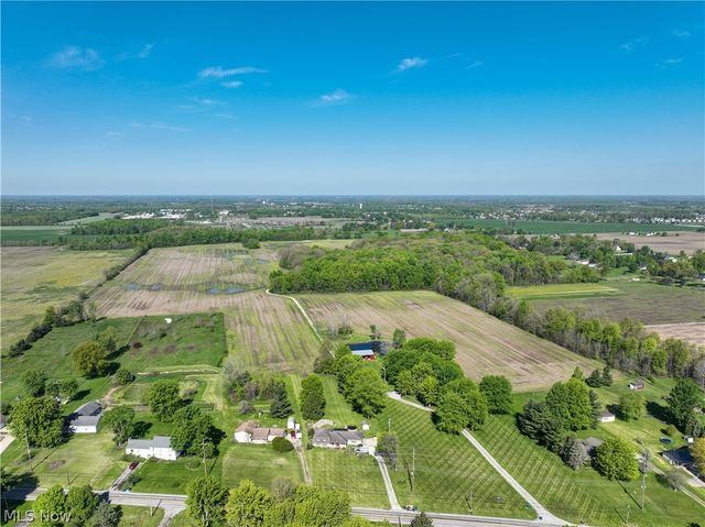 17342 Indian Hollow Road, Grafton, OH 44044