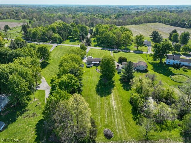 17342 Indian Hollow Road, Grafton, OH 44044