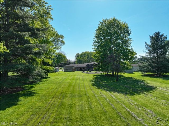 17342 Indian Hollow Road, Grafton, OH 44044