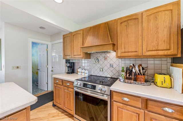 17342 Indian Hollow Road, Grafton, OH 44044