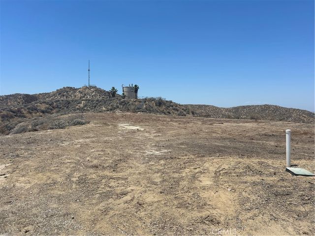 4020 Charlton Avenue, Hemet, CA 92544