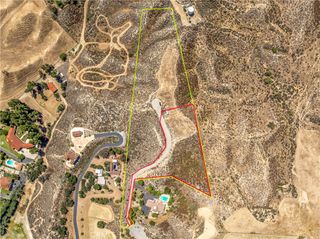 4020 Charlton Avenue, Hemet, CA 92544