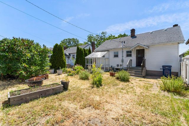 307 E Hoffman Ave, Spokane, WA 99207