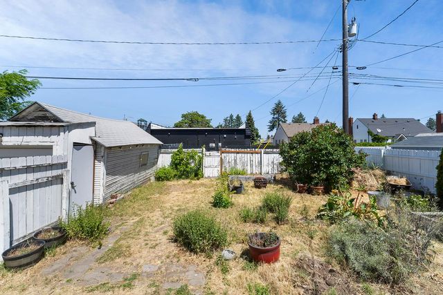 307 E Hoffman Ave, Spokane, WA 99207