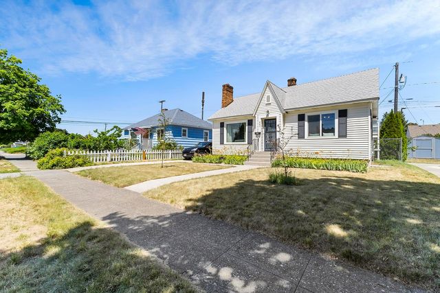 307 E Hoffman Ave, Spokane, WA 99207