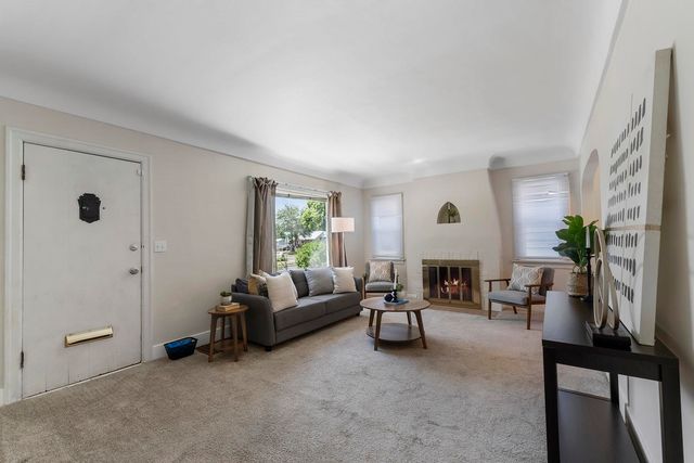 307 E Hoffman Ave, Spokane, WA 99207