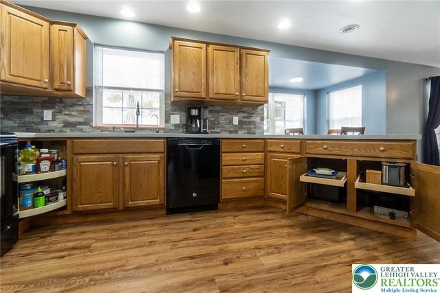 95 Benns Hill Road, Washington Twp, PA 18013