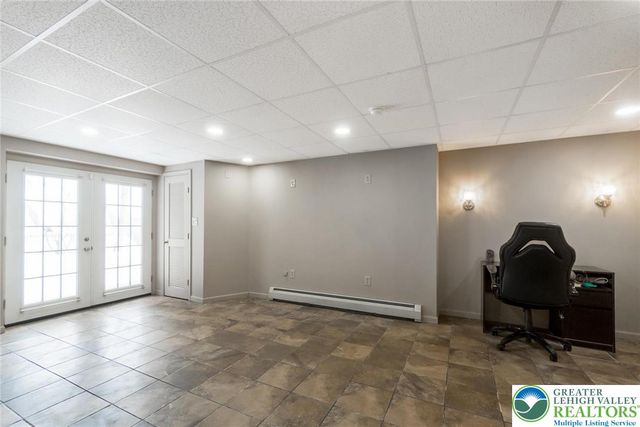 95 Benns Hill Road, Washington Twp, PA 18013