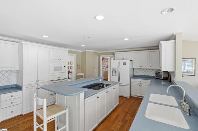 145 Willow Lake Court, Easley, SC 29642