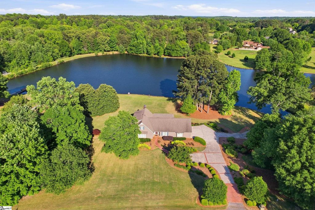 145 Willow Lake Court, Easley, SC 29642