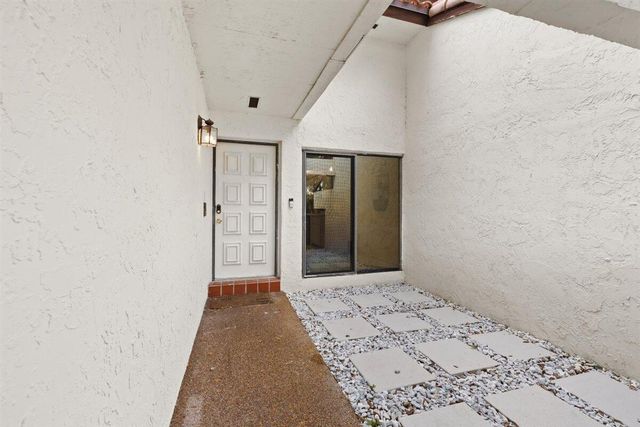 6783 Tiburon Circle, Boca Raton, FL 33433