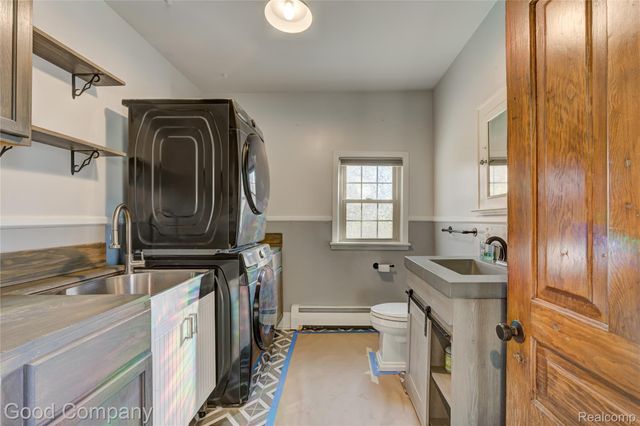 27180 Martindale Road, Lyon Charter Township, MI 48165