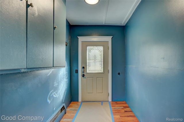 27180 Martindale Road, Lyon Charter Township, MI 48165