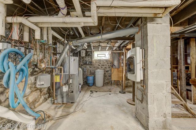 27180 Martindale Road, Lyon Charter Township, MI 48165