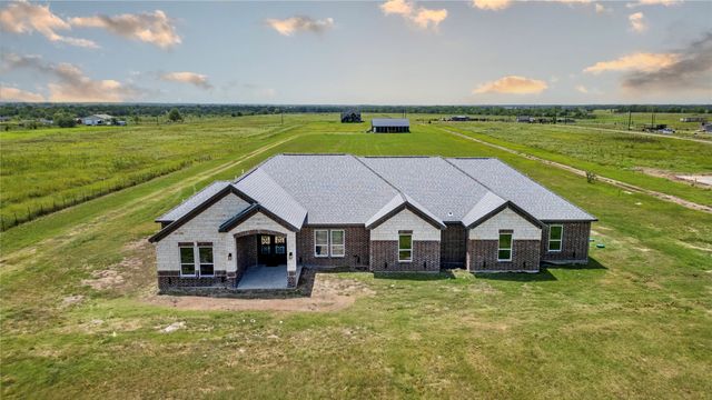809 Vz County Road 2623, Wills Point, TX 75169