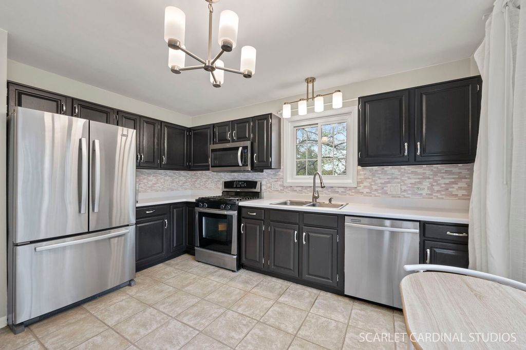 2522 Charleston Drive 2, Schaumburg, IL 60193 — photo 5