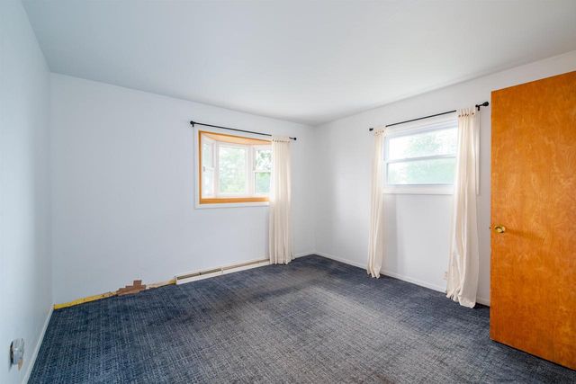 2836 SHOREWOOD DRIVE, Oshkosh, WI 54901