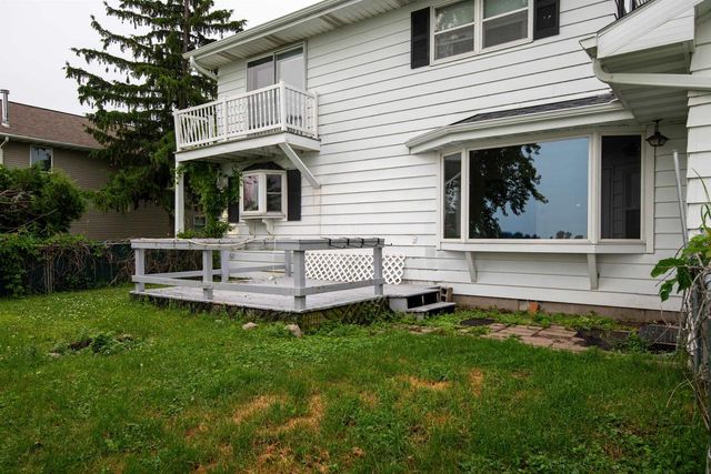 2836 SHOREWOOD DRIVE, Oshkosh, WI 54901