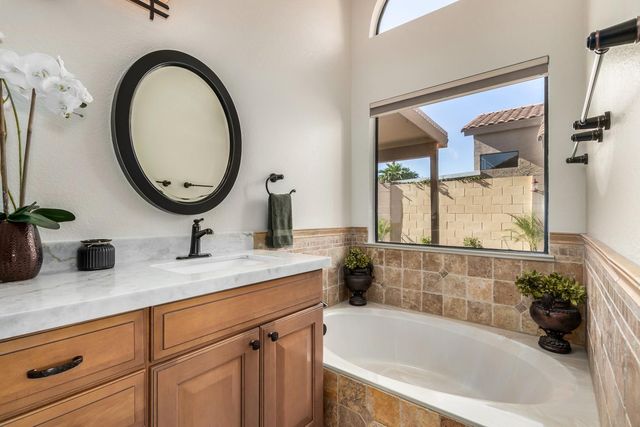 9408 W Taro Lane, Peoria, AZ 85382
