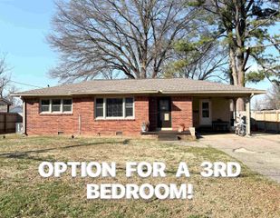 556 CIRCLE DR, Halls, TN 38040