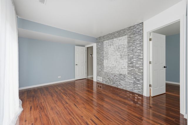 640 Four Seasons Boulevard 640, Aurora, IL 60504