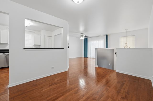640 Four Seasons Boulevard 640, Aurora, IL 60504