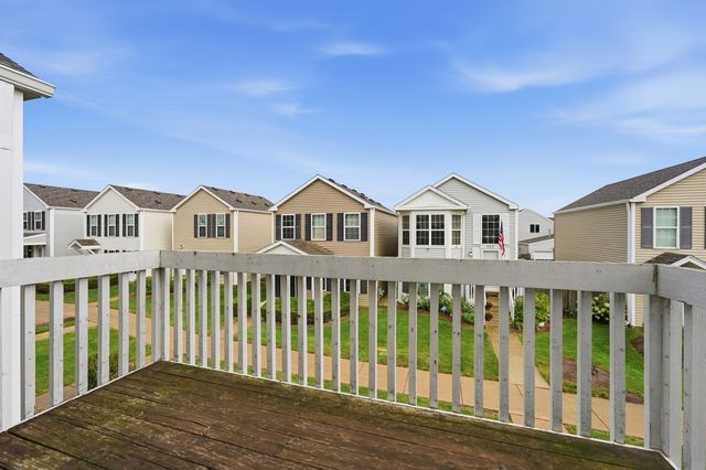 640 Four Seasons Boulevard 640, Aurora, IL 60504