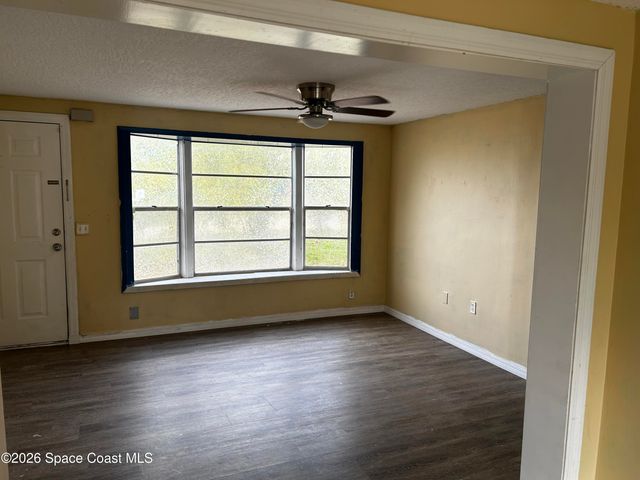 208 Sawyer Street SW, Palm Bay, FL 32908