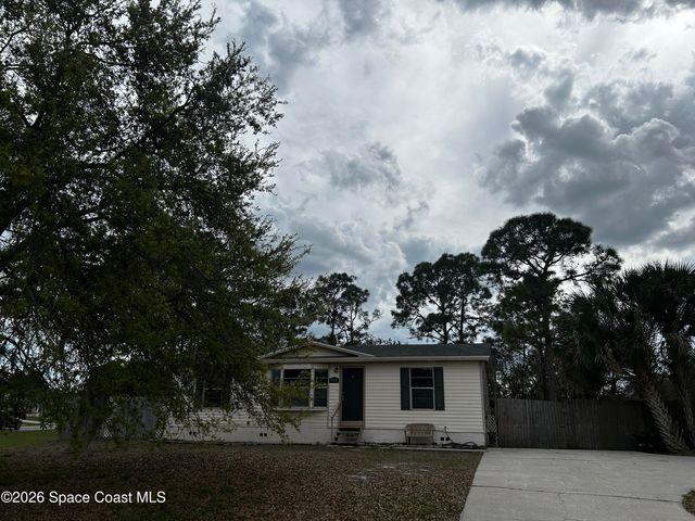 208 Sawyer Street SW, Palm Bay, FL 32908