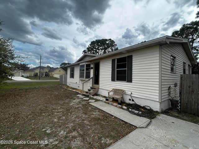 208 Sawyer Street SW, Palm Bay, FL 32908