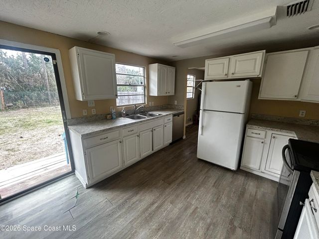 208 Sawyer Street SW, Palm Bay, FL 32908