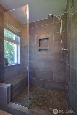 185 Eagle Ridge Drive E, Puyallup, WA 98374