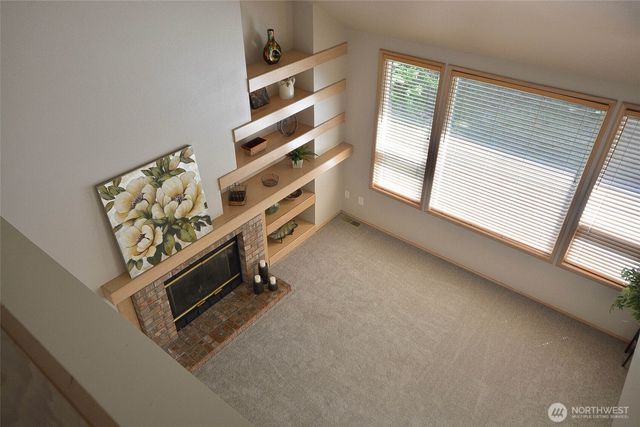 185 Eagle Ridge Drive E, Puyallup, WA 98374