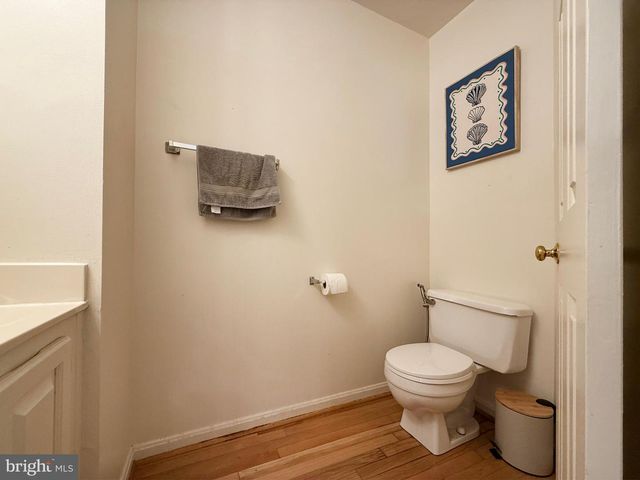 7136 SWANSONG WAY, Bethesda, MD 20817