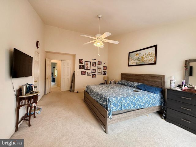 7136 SWANSONG WAY, Bethesda, MD 20817