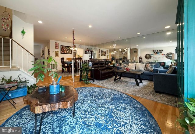 7136 SWANSONG WAY, Bethesda, MD 20817