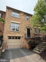 7136 SWANSONG WAY, Bethesda, MD 20817