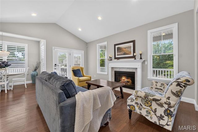 403 George Avenue, Kirkwood, MO 63122