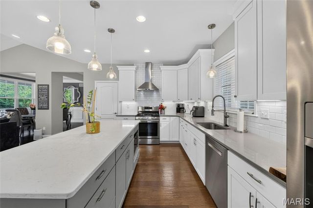 403 George Avenue, Kirkwood, MO 63122