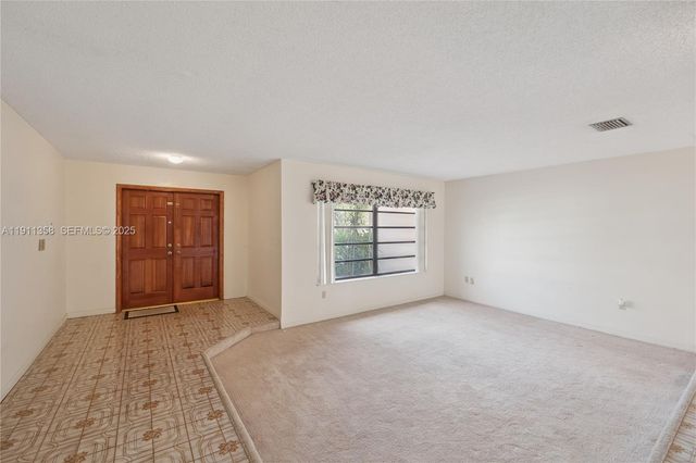 9730 SW 5th St, Miami, FL 33174