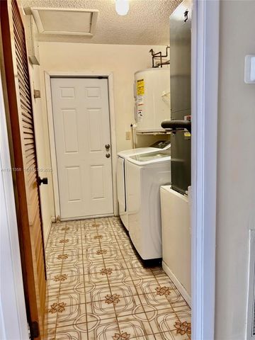 9730 SW 5th St, Miami, FL 33174