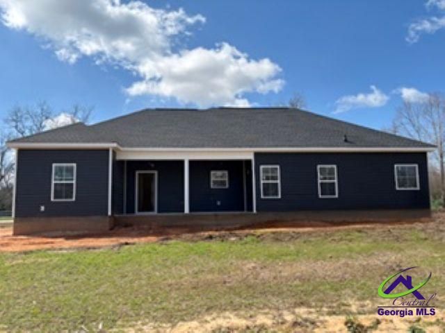 155 Village Circle, Cochran, GA 31014