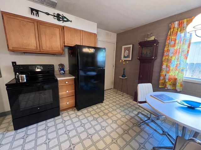291 SE 7th Street, Madras, OR 97741