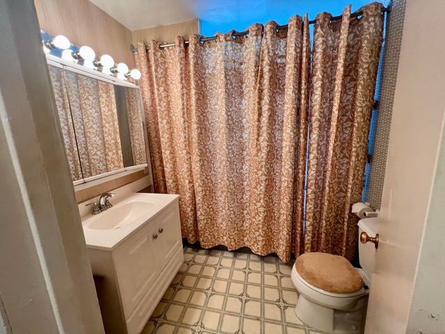 291 SE 7th Street, Madras, OR 97741
